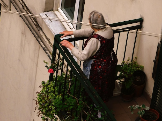 Jak upiększyć balkon i stworzyć zieloną oazę w mieście?