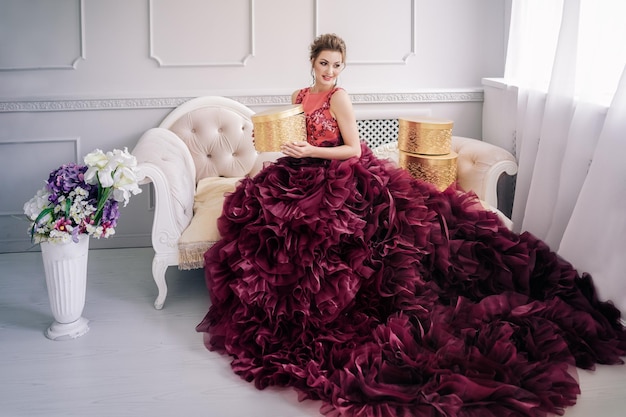 Jak samodzielnie uszyć elegancką sukienkę na krzesło?