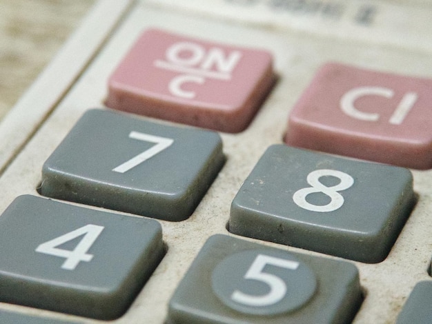 Jak skontaktować się z Lordem Kruszwilem - numer telefonu influencera?