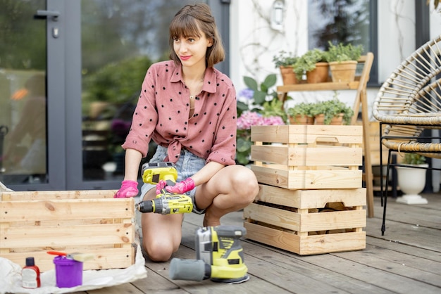 Kreatywne metamorfozy ogrodu - jak wykorzystać palety?