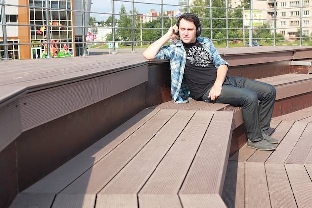 Jak zbudować podest tarasowy własnoręcznie?